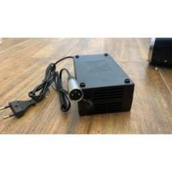 Carica Batterie 48V 1.8Ah Per Monopattino Elettrico Chaos 48V 1600W Ruote 6.5