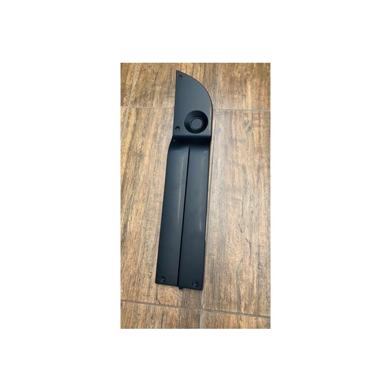 PLASTICA LATERALE PEDALI DESTRA NERA-SCOOTER ELETTRICO SKY II REVENGE