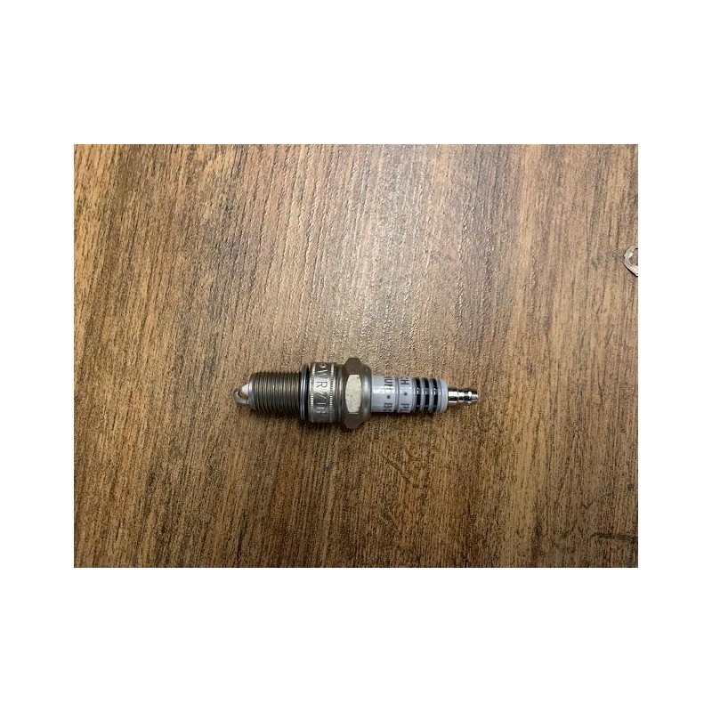 CANDELA BOSCH PLATIN WR7DP R6551