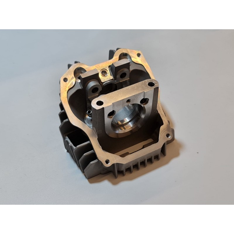 TESTA SENZA ACCESSORI PER MOTORE ZONGSHEN ZS190 190CC