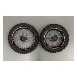 1 COPPIA GOMME CERCHIATE ATTACCO SDG 60/100-14 80/100-12 PERNO 15MM