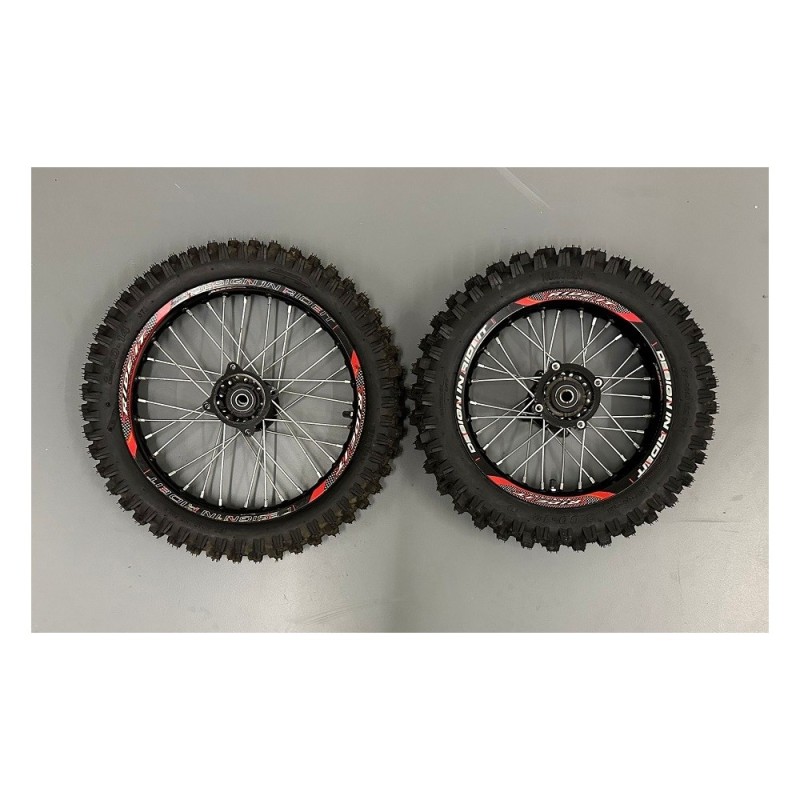 1 COPPIA GOMME CERCHIATE ATTACCO SDG 60/100-14 80/100-12 PERNO 15MM